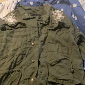 Women’s utility shirt
